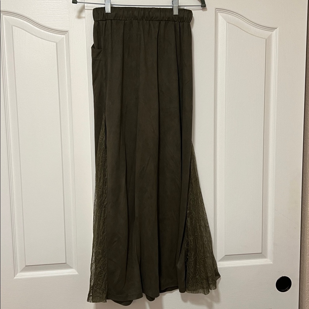 Olive Green Maxi Skirt with Lace Panels - Med - Picture 5 of 5